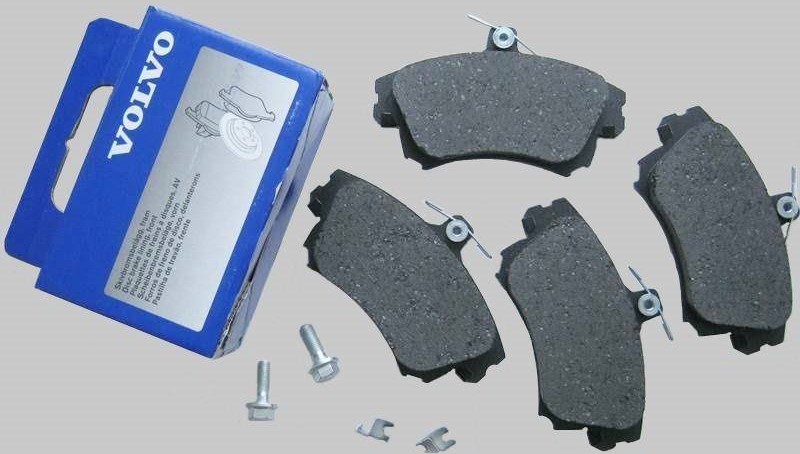 نقش لنت ترمز ولوو XC90 در ترمزگیری ایمن و سریع